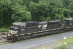 NS 2704